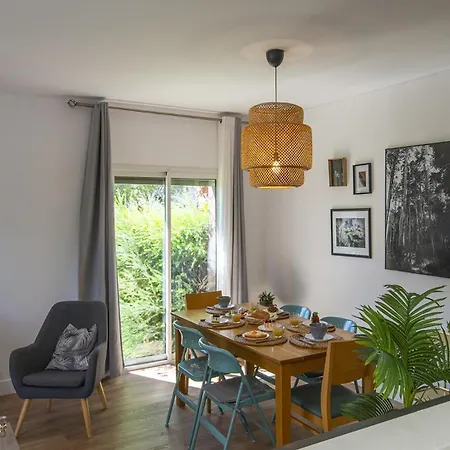 B02 - Sandy Beach Apartment *