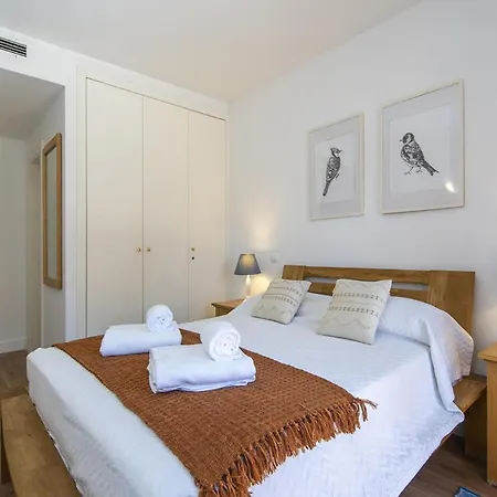 B02 - Sandy Beach Apartment *
