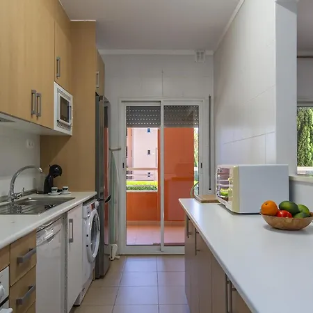 B02 - Sandy Beach Apartment Portimao