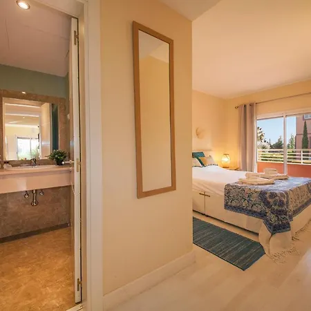 Апартаменты B02 - Fantastic Apartment With Pool