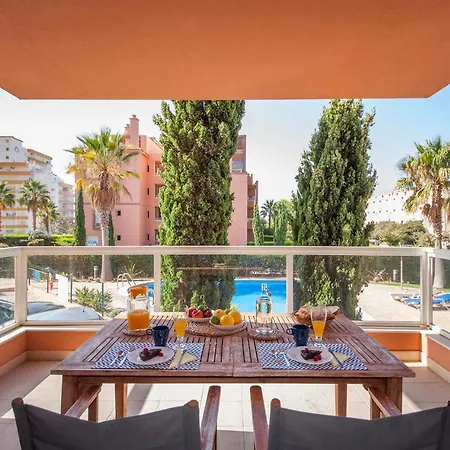 B02 - Fantastic Apartment With Pool Портиман